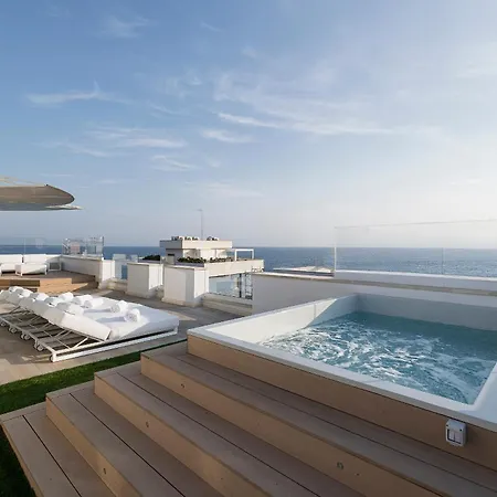 Attico Tour - Vista Mare - Jacuzzi Apartment