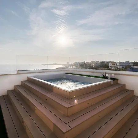 Apartment Attico Tour - Vista Mare - Jacuzzi *