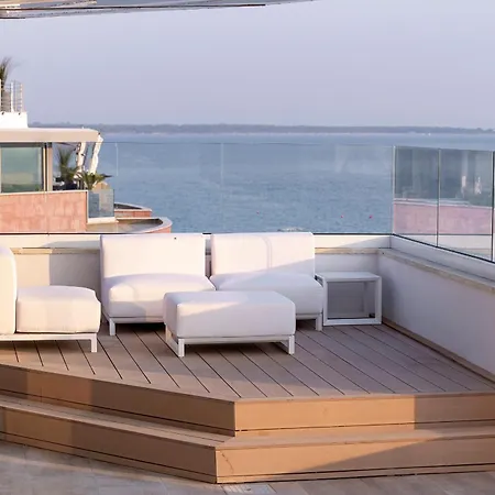 Apartment Attico Tour - Vista Mare - Jacuzzi *