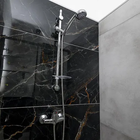 Attico Tour - Vista Mare - Jacuzzi Apartment *