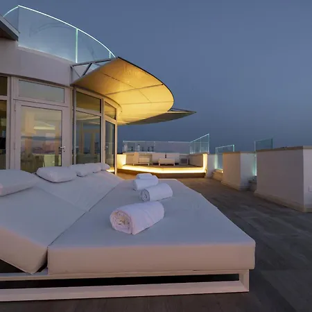 Attico Tour - Vista Mare - Jacuzzi Apartment