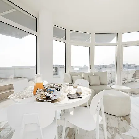 Apartment Attico Tour - Vista Mare - Jacuzzi *